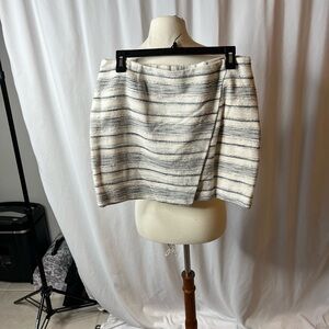⸻

Gap Asymmetrical Striped Skirt | Size 8 | Linen Blend. New With Tags.